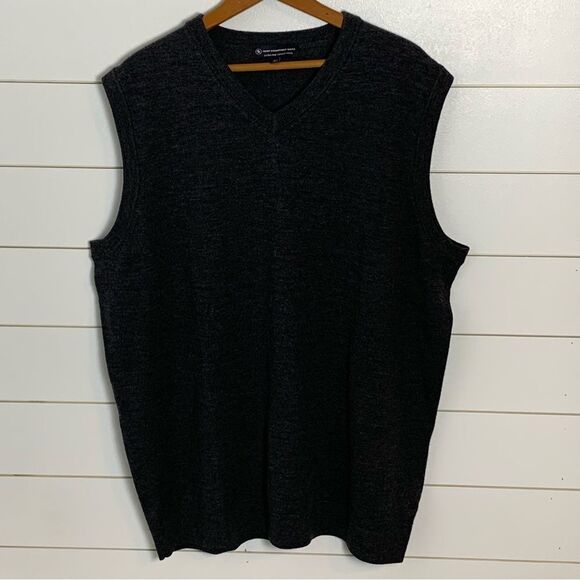 Hart Schaffner Marx Black V Neck Extra Fine Merino Wool Vest - Men's XLT - Picture 1 of 13